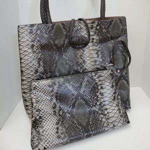 Rattlesnake Shoulder Bag